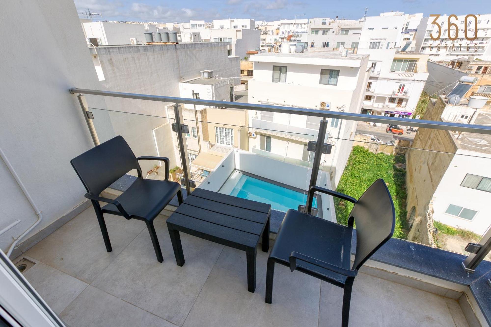 公寓 The Swieqi Poolside *