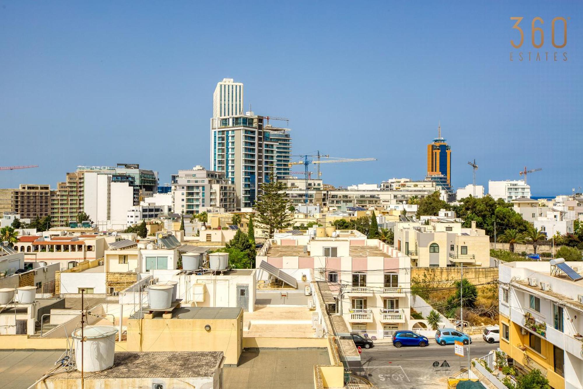 The Swieqi Poolside * Is-Swieqi